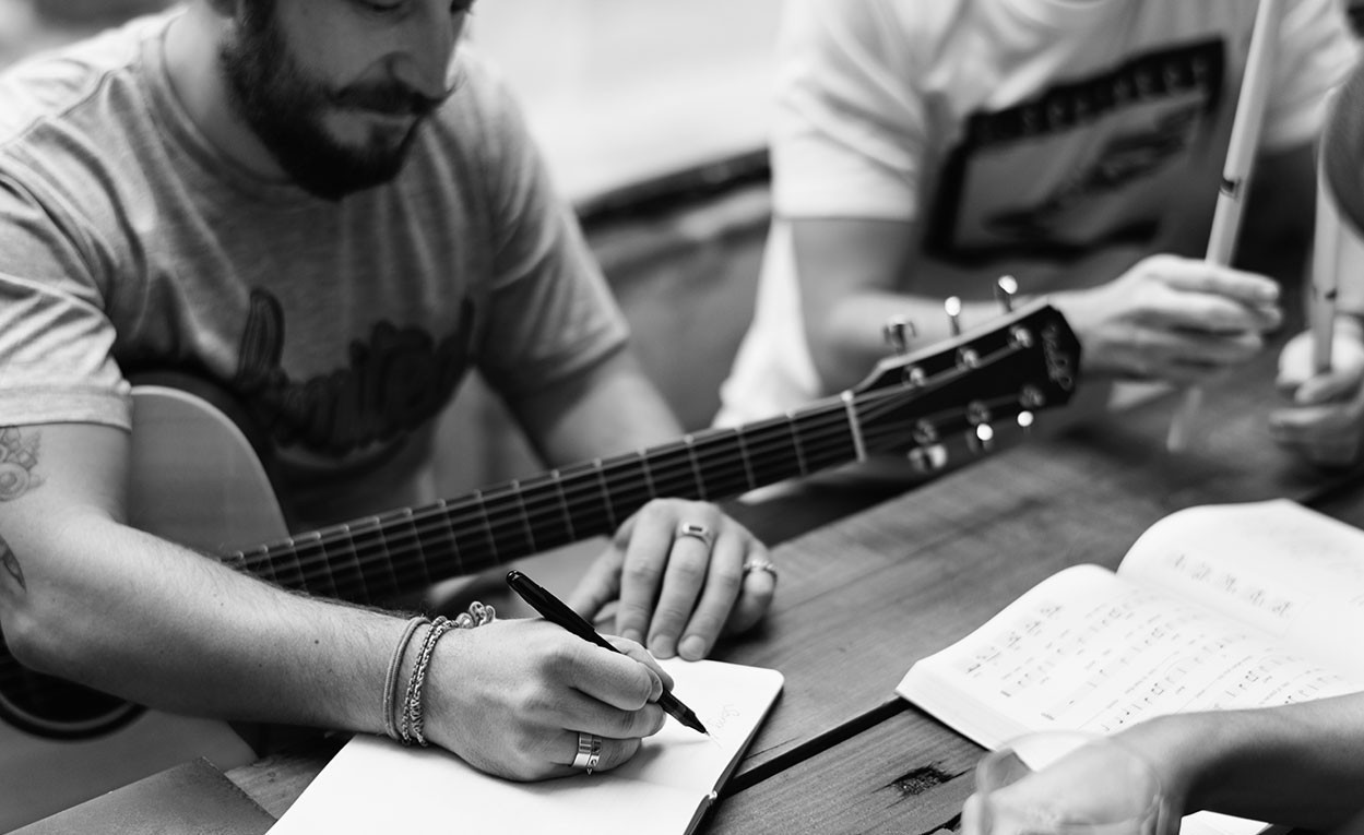 how-to-learn-songwriting-as-a-beginner-icmp-london