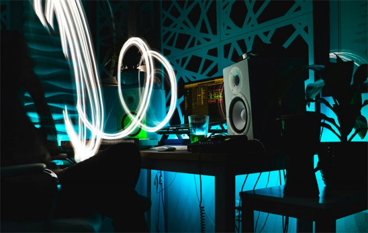 Electronic music boosts UK economy 2024